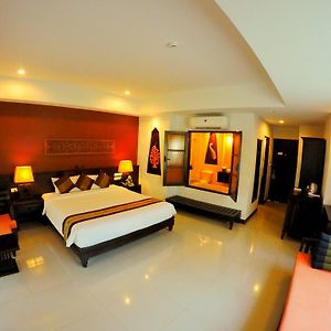 Grand Deluxe Double or Twin Room